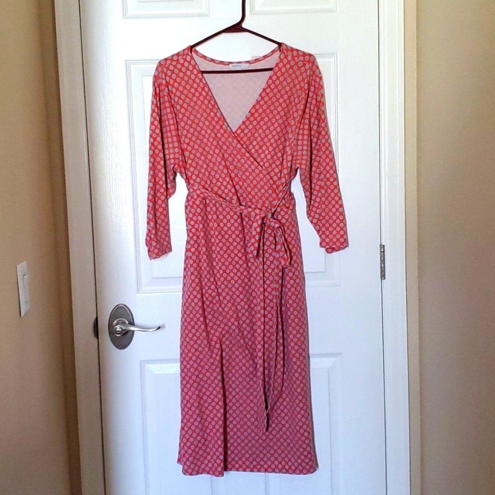 GAP maternity wrap dress